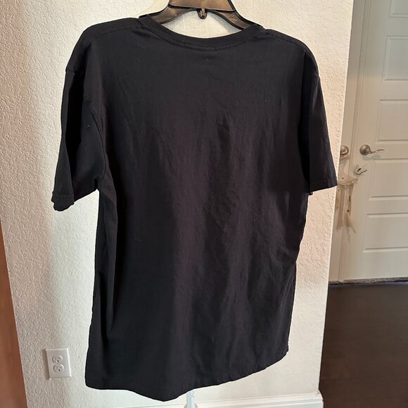 I'M A SIMPLE MAN Graphic Tee - Picture 4 of 6